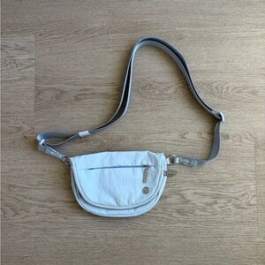 Lululemon All Night Festival Bag Micro 2L